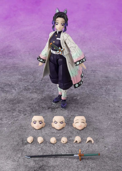 Shinobu Kocho – Tamashii Nations – ActionFigure Brasil — com base expositora