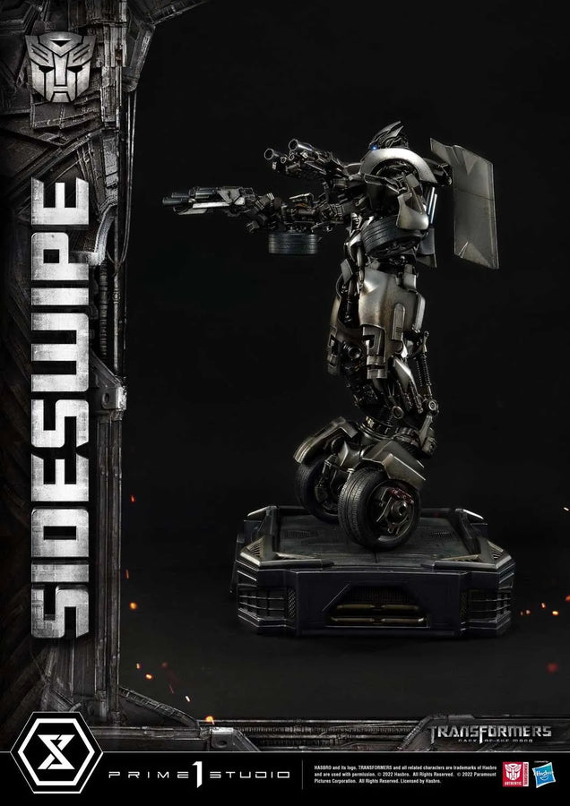 Sideswipe (Deluxe Bonus Version) Transformers: Dark of the Moon (Film) – Prime1Studio – ActionFigure Brasil