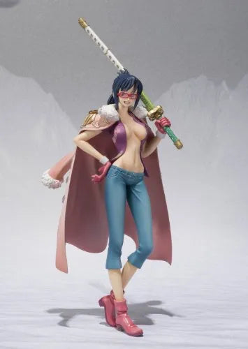 Smoker | Tashigi | Figuarts Zeroㅤ – Bandai – ActionFigure Brasil