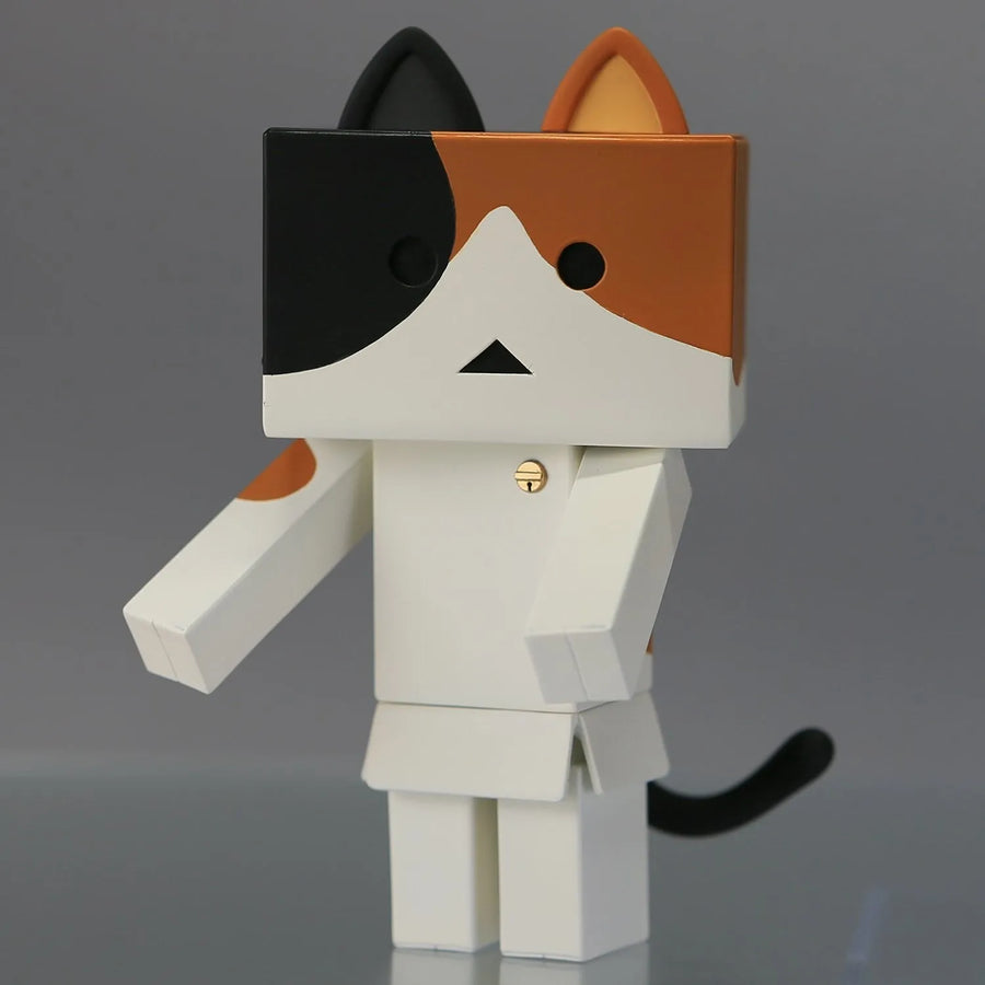Sofubi Toy Box 006A Nyanboard [Calico] Sofubi Figureㅤ – Gantaku – ActionFigure Brasil