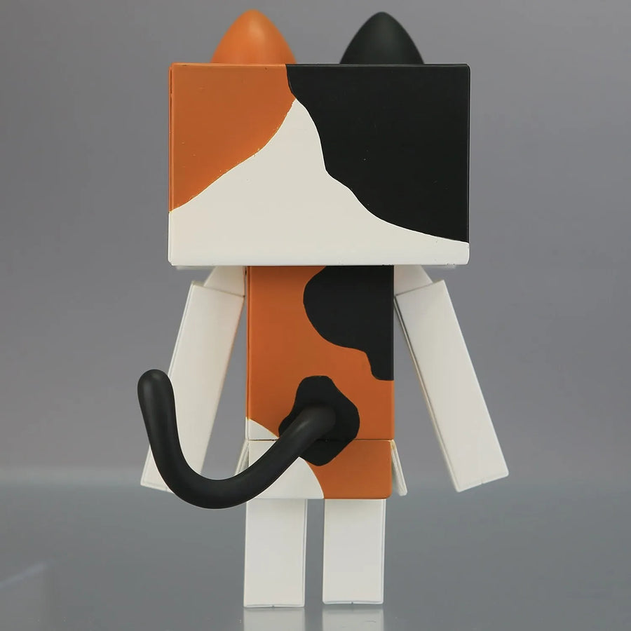 Sofubi Toy Box 006A Nyanboard [Calico] Sofubi Figureㅤ – Gantaku – ActionFigure Brasil