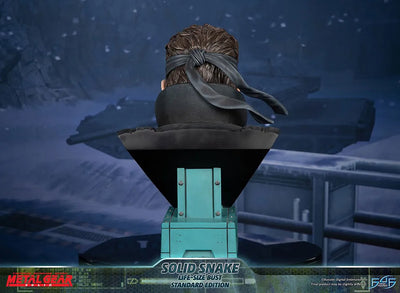 Solid Snake - LIMITED EDITION: 450 – First 4 Figures – ActionFigure Brasil — detalhe do produto