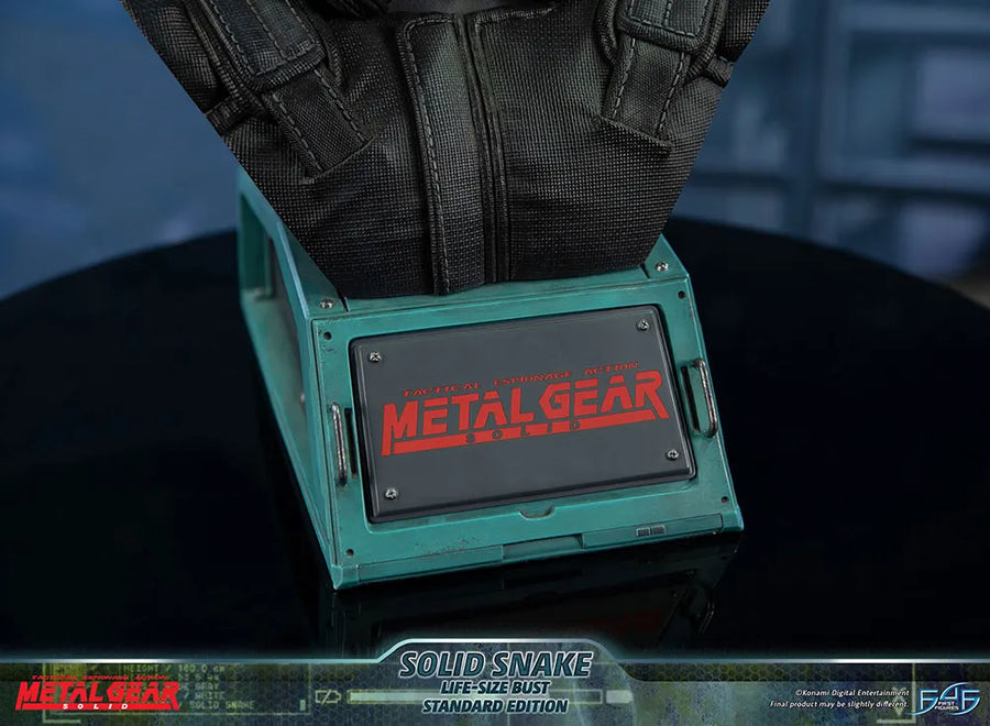 Solid Snake - LIMITED EDITION: 450 – First 4 Figures – ActionFigure Brasil