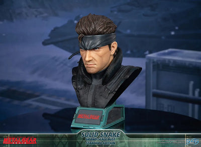 Solid Snake - LIMITED EDITION: 600 – First 4 Figures – ActionFigure Brasil — detalhe do produto