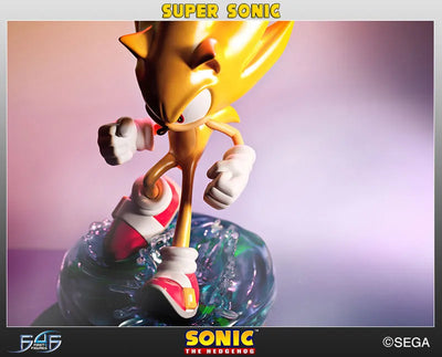 Sonic the Hedgehog - Modern Super Sonic Statueㅤ – First 4 Figures – ActionFigure Brasil — iluminação de estúdio