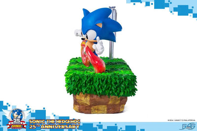 Sonic the Hedgehog - Sonic 25th Anniversary Statueㅤ – First 4 Figures – ActionFigure Brasil — ângulo diferente