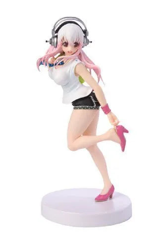 SoniComi (Super Sonico) - Sonico - Seikatsu Micchaku Shuzai Special Figure - Going out Time ver.ㅤ – FuRyu – ActionFigureBrasil