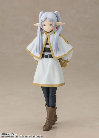 Sousou no Frieren - Frieren - S.H.Figuarts (Bandai Spirits)ㅤ – Bandai Spirits – ActionFigure Brasil — com base expositora