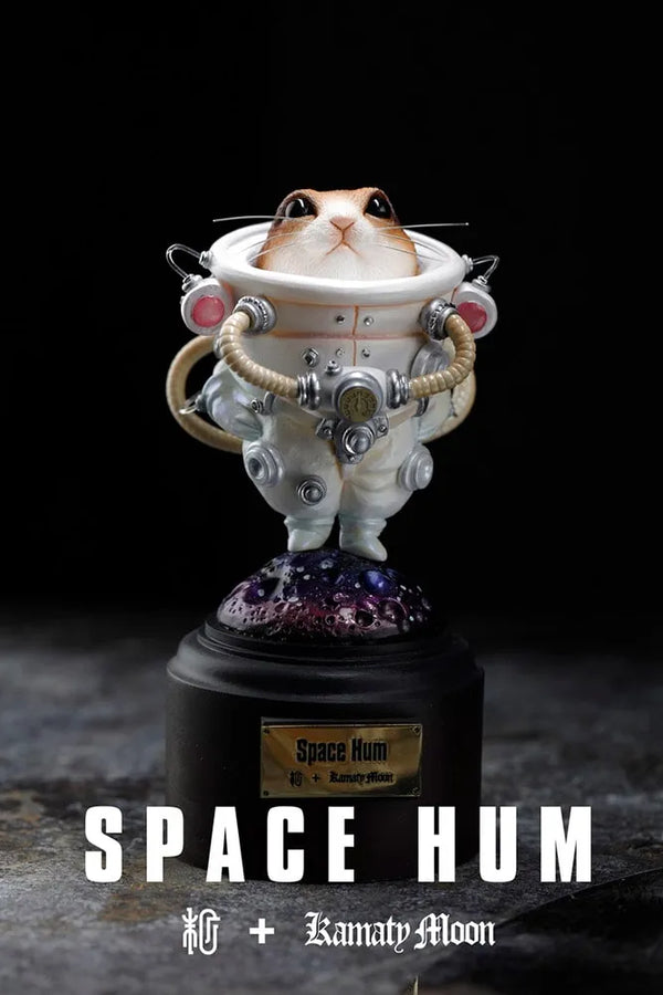 Space Hum (White) (White) – Manas SUM – ActionFigure Brasil