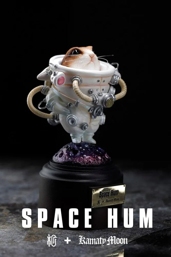 Space Hum (White) (White) – Manas SUM – ActionFigure Brasil