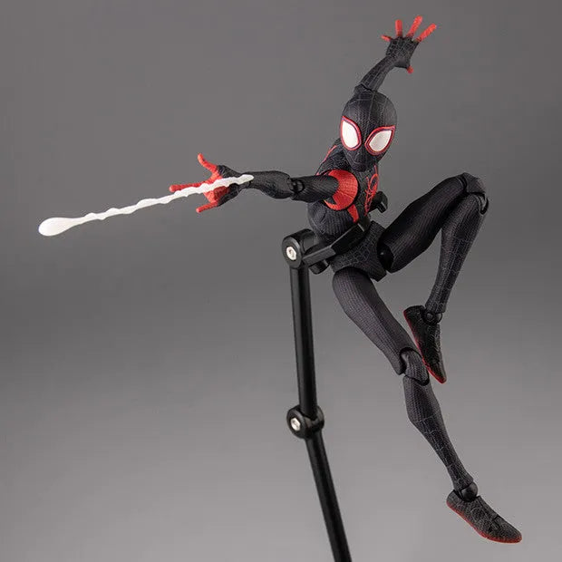 Spider-Man: Into the Spider-Verse - Miles Morales - Spider-Man (Miles Morales) - SV-Action - 2023 Re-release (Sentinel)ㅤ – Sentinel – ActionFigure Brasil