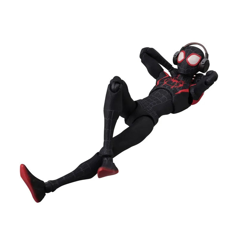 Spider-Man: Into the Spider-Verse - Miles Morales - Spider-Man - Miles Morales - SV-Action - December 2021 Re-release  (Sentinel)ㅤ – Sentinel – ActionFigure Brasil