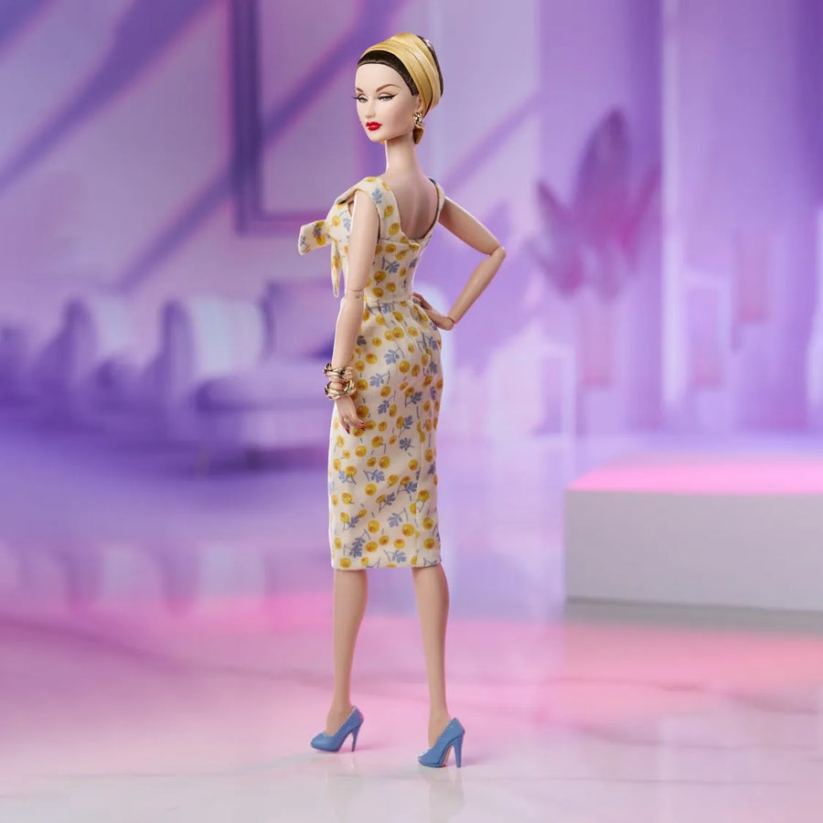 Springtime Find - Constance Madssen® - LIMITED EDITION: 600 – Integrity Toys – ActionFigure Brasil — iluminação de estúdio