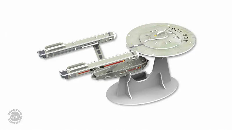 Star Trek / Qraftworks Starship 3D Paper Craft Model: 8-Ship Setㅤ – QUANTUM MECHANIX – ActionFigure Brasil