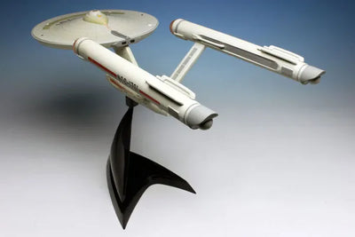 Star Trek: The Original Series - U.S.S. Enterprise NCC-1701ㅤ – Diamond Select Toys – ActionFigureBrasil — ângulo diferente