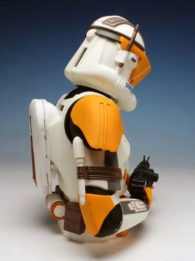 Star Wars - Commander Cody Bust Bankㅤ – DIAMOND SELECT TOYS – ActionFigure Brasil — com base expositora