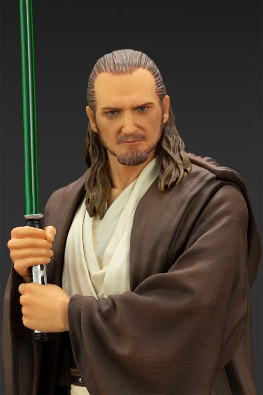 Star Wars: Episode I – The Phantom Menace - Qui-Gon Jinn - ARTFX+ - 1/10 (Kotobukiya)ㅤ – Kotobukiya – ActionFigure Brasil