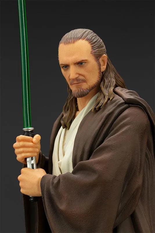 Star Wars: Episode I – The Phantom Menace - Qui-Gon Jinn - ARTFX+ - 1/10 (Kotobukiya)ㅤ – Kotobukiya – ActionFigure Brasil