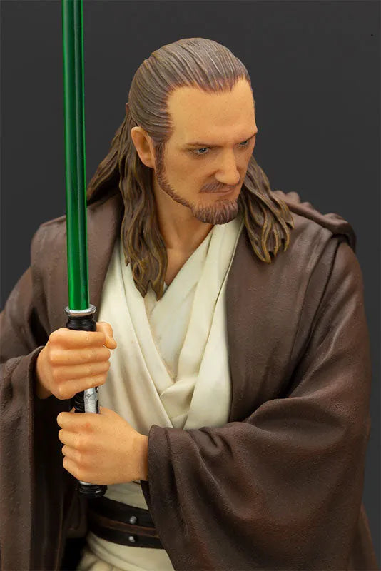 Star Wars: Episode I – The Phantom Menace - Qui-Gon Jinn - ARTFX+ - 1/10 (Kotobukiya)ㅤ – Kotobukiya – ActionFigure Brasil