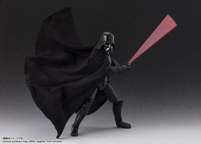 Star Wars: Episode IV – A New Hope - Darth Vader - S.H.Figuarts - Classic Ver. (Bandai Spirits)ㅤ – Bandai Spirits – ActionFigureBrasil — ambientada