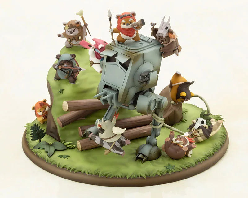 Star Wars: Episode VI – Return of the Jedi - Chief Chirpa - Kneesaa - Leektar - Logray - Paploo - Romba - Teebo - Tokkat - Wicket W. Warrick - Widdle Warrick - ARTFX Artist Series - Battle of Endor - Little Rebels (Kotobukiya)ㅤ – Kotobukiya – ActionFigureBrasil