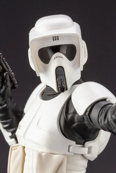 Star Wars: Episode VI – Return of the Jedi - Scout Trooper - ARTFX+ - 1/10 (Kotobukiya)ㅤ – Kotobukiya – ActionFigureBrasil — ambientada