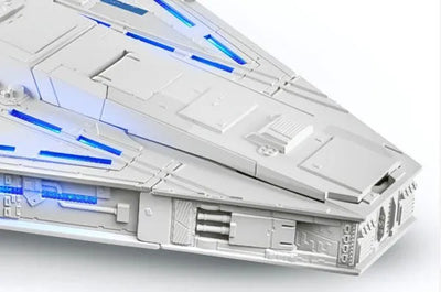 Star Wars - Kessel Run Millennium Falconㅤ – Gantaku – ActionFigureBrasil — ângulo diferente