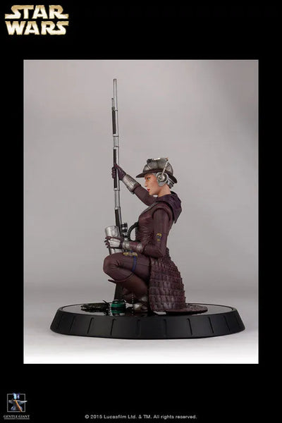 Star Wars Statue - Zam Wesell(Provisional Pre-order)ㅤ – Gantaku – ActionFigure Brasil — ângulo diferente