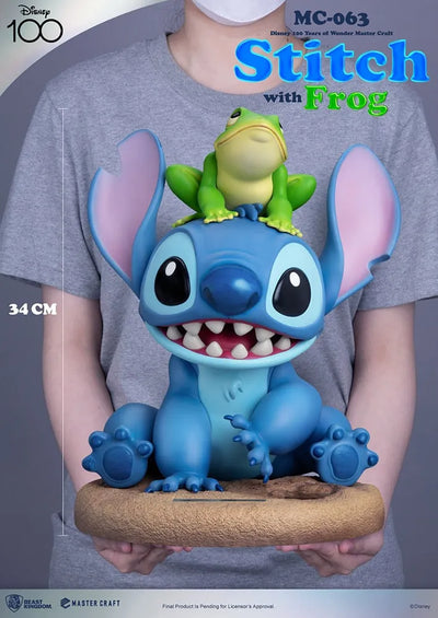 Stitch with Frog - LIMITED EDITION: 300 – Beast Kingdom – ActionFigure Brasil — close