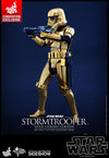 STORMTROOPER GOLD CHROME VERSION [HOT TOYS]