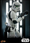 Stormtrooper™ with Death Star™ Environment [HOT TOYS]