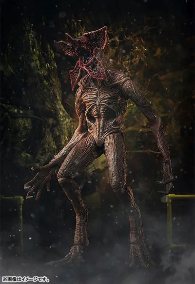 Stranger Things - Demogorgon - 1/6 - 2024 Re-release (ThreeZero)ㅤ – ThreeZero – ActionFigure Brasil — ambientada