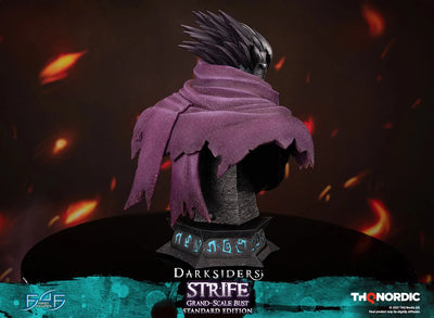 Strife – First 4 Figures – ActionFigure Brasil — acessórios