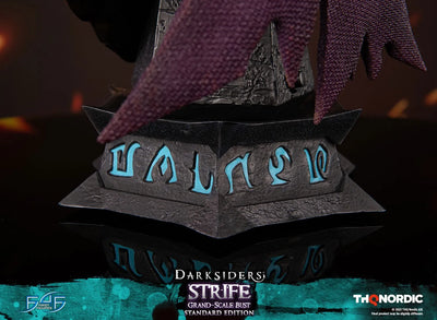 Strife – First 4 Figures – ActionFigure Brasil — ambientada