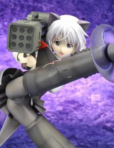 Strike Witches - Sanya V Litvyak - 1/8 (Kotobukiya)ㅤ – Kotobukiya – ActionFigure Brasil — com base expositora