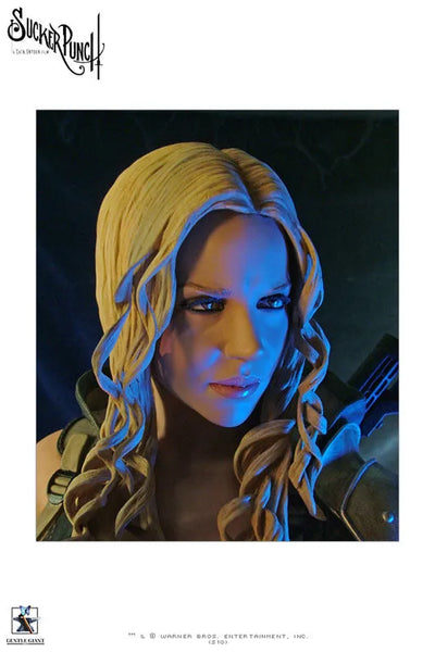 Sucker Punch - 1/4 Scale Statue: Sweet Peaㅤ – Gentle Giant – ActionFigure Brasil — com base expositora