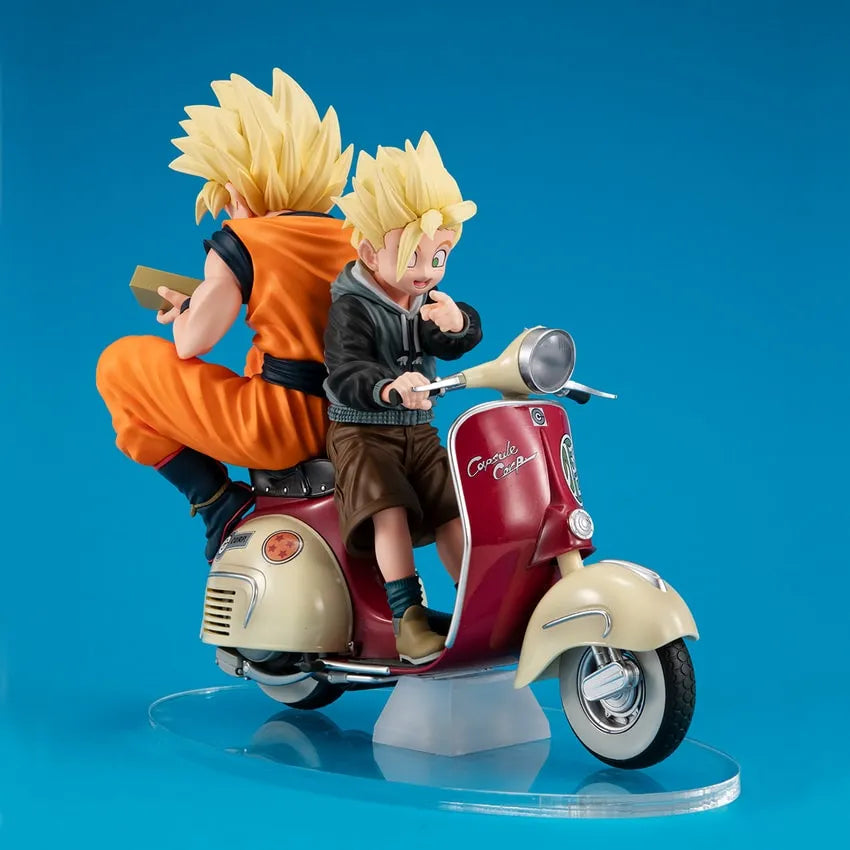 Super Saiyan Son Goku & Super Saiyan Son Gohan on Motorbike – MegaHouse – ActionFigure Brasil