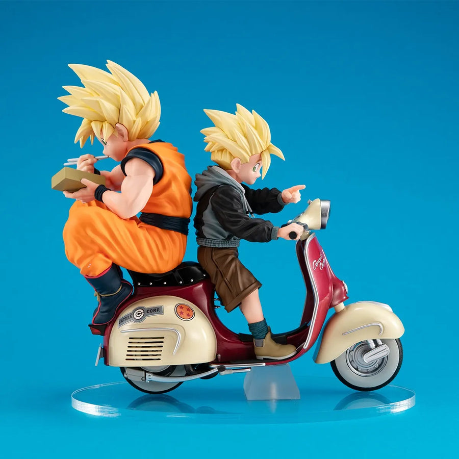 Super Saiyan Son Goku & Super Saiyan Son Gohan on Motorbike – MegaHouse – ActionFigure Brasil