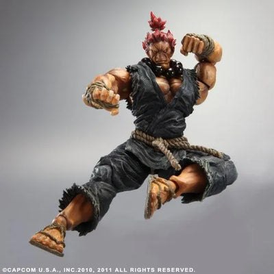 Super Street Fighter IV - Gouki - Play Arts Kai (Square Enix)ㅤ – Square Enix – ActionFigureBrasil — ângulo diferente