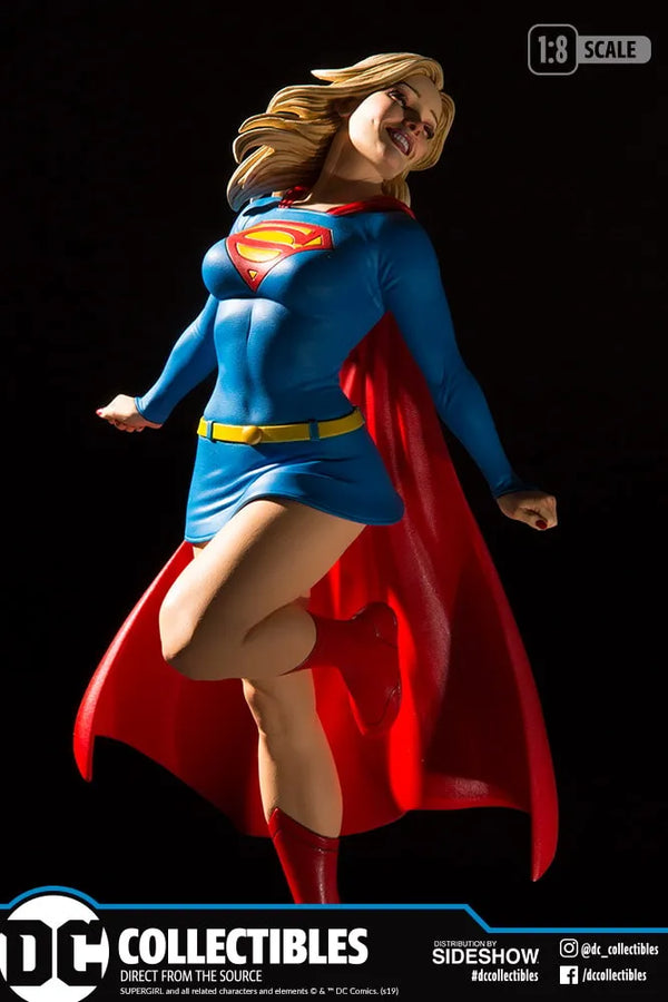 Supergirl - LIMITED EDITION: 5000 – DC Direct – ActionFigure Brasil