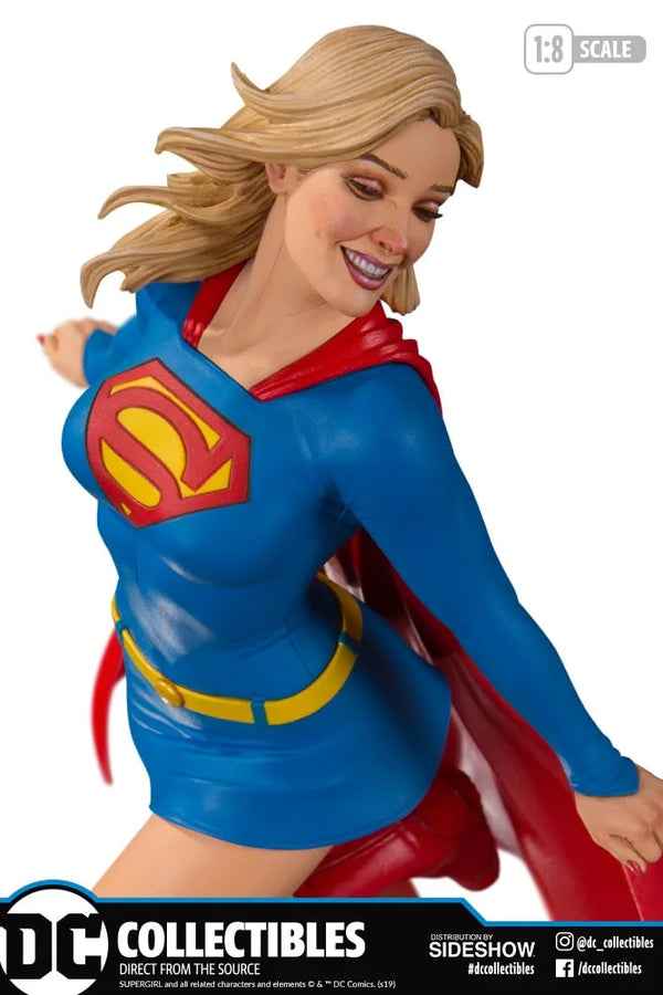 Supergirl - LIMITED EDITION: 5000 – DC Direct – ActionFigure Brasil
