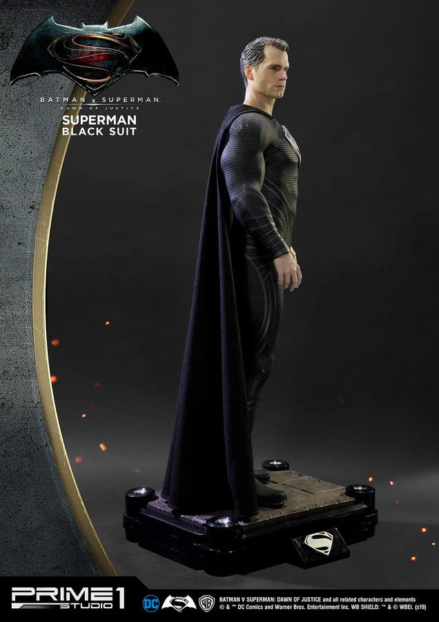Superman (Black Suit Edition) Batman v Superman: Dawn of Justice (Film) – Prime1Studio – ActionFigure Brasil