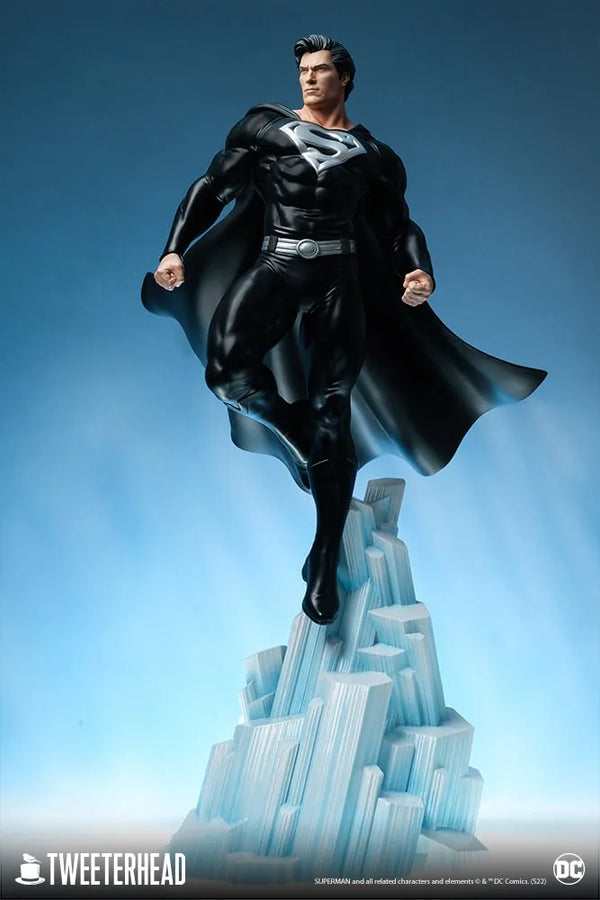 Superman (Black Suit) – ActionFigure Brasil