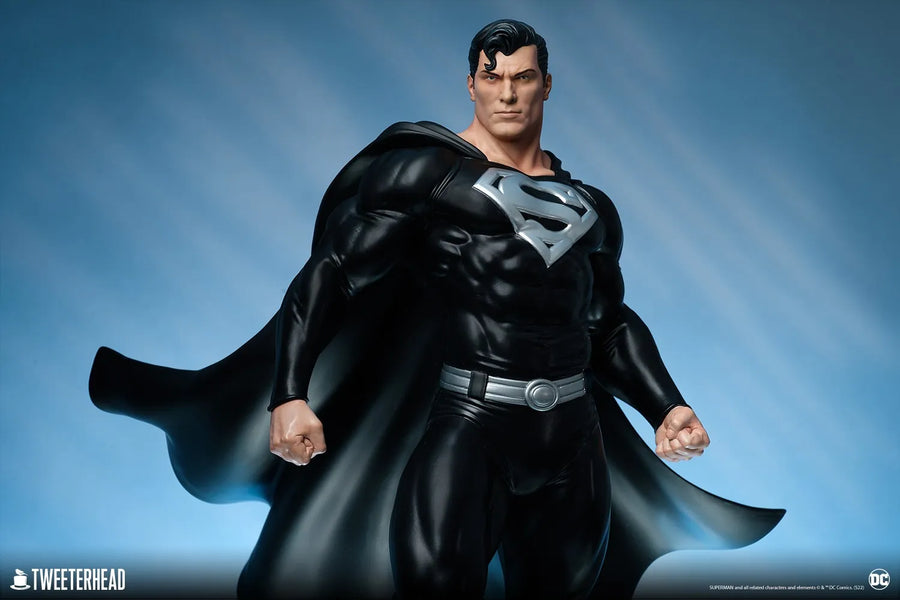 Superman (Black Suit) – ActionFigure Brasil