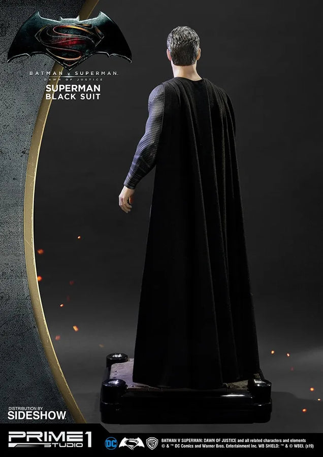 Superman (Black Suit Version) - LIMITED EDITION: 150 – Prime 1 Studio – ActionFigure Brasil
