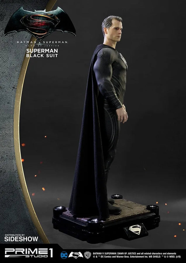 Superman (Black Suit Version) - LIMITED EDITION: 150 – Prime 1 Studio – ActionFigure Brasil