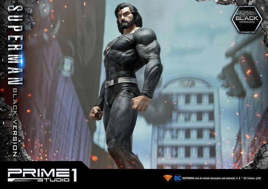 Superman (Black Version) Superman (Comics) – Prime1Studio – ActionFigure Brasil