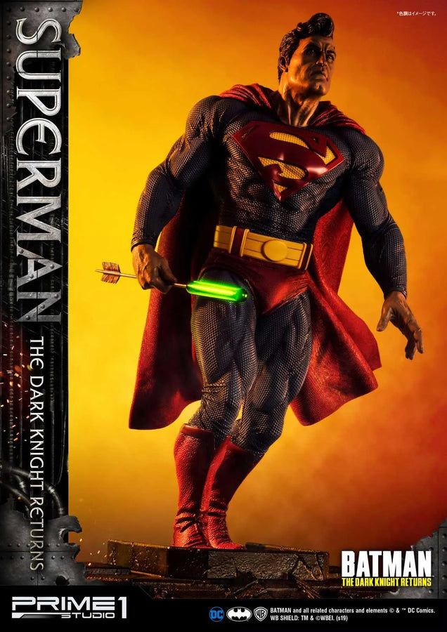Superman (Deluxe Version) Batman:The Dark Knight Returns (Comics) – Prime1Studio – ActionFigure Brasil