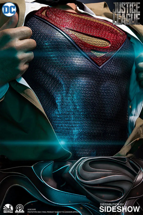 Superman - LIMITED EDITION: 650 – Infinity Studio X Penguin Toys – ActionFigure Brasil