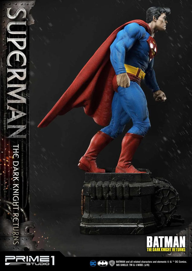 Superman (Regular Version) Batman:The Dark Knight Returns (Comics) – Prime1Studio – ActionFigure Brasil